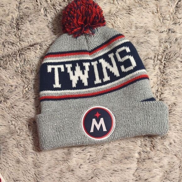 Minnesota Twins Beanie and Socks Set - Gray and Navy - Picture 2 of 6